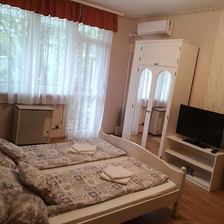 Natasa Apartman Oroshaza Ngoại thất bức ảnh
